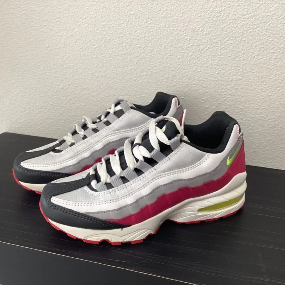 Pre Loved NIKE-Airmax 95